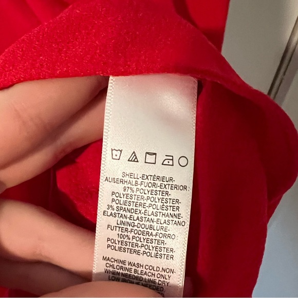 Dress the Population Ruffle Solange Dress in Rouge - Picture 12 of 13